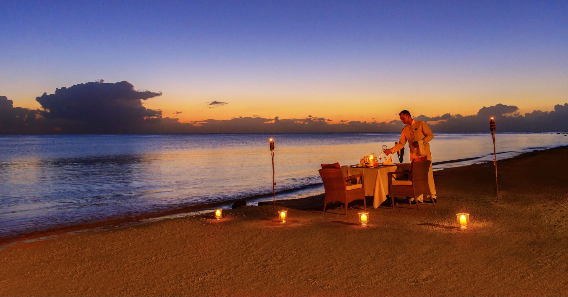 Le jadis Beach Dining