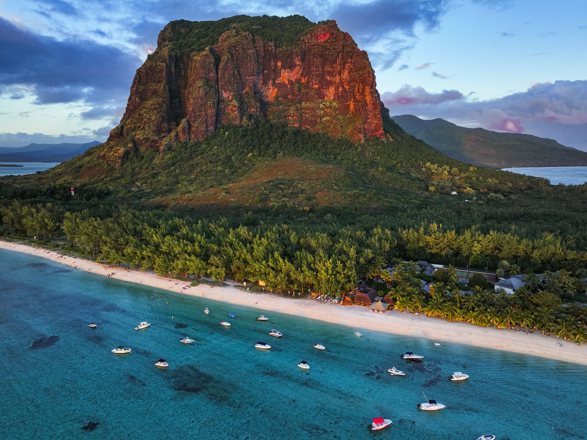 Le Morne Brabant beach